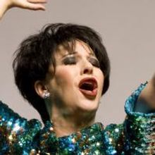 "Connie Champagne and a Judy Garland Christmas" Arrives At the Rrazz Room 12/22